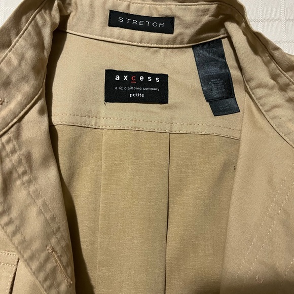 Woman jacket - Picture 4 of 6